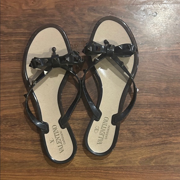 Valentino Women's Black Bow Sandals - Picture 1 of 3